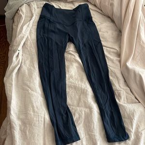 Lululemon fast and free with pockets size 6